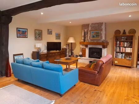 a vendre belle maison proche ranes