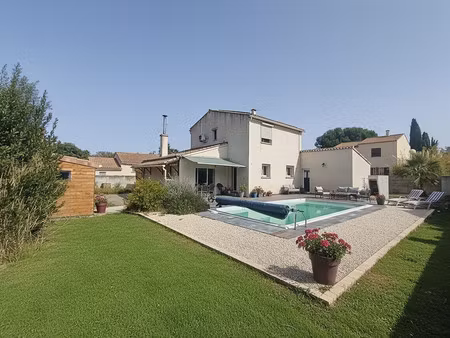 maison rénovée 5 chambres avec piscine