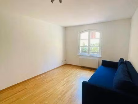 residence 2000