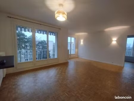 appartement 3 pièces 77 m²