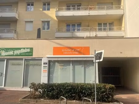 plein centre de neuilly plaisance petite résidence