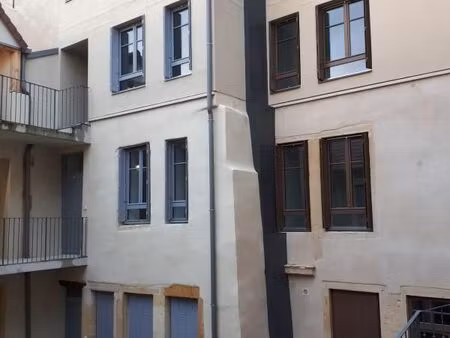 appartement 3 pièces 83 m²