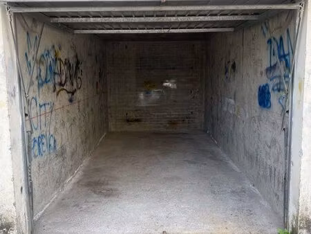 garage box à louer