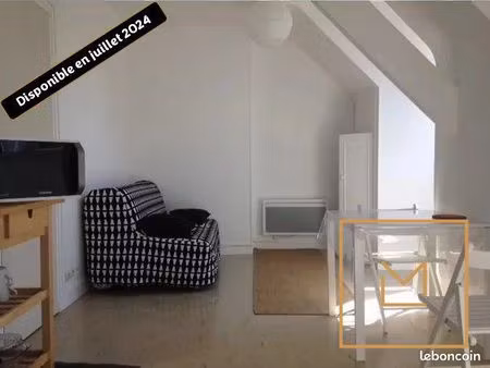 studio 1 pièce 19 m²