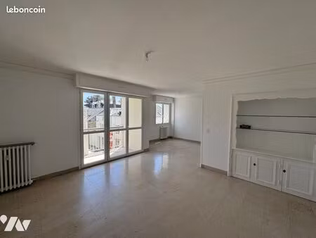 appartement 3 pièces 93 m²