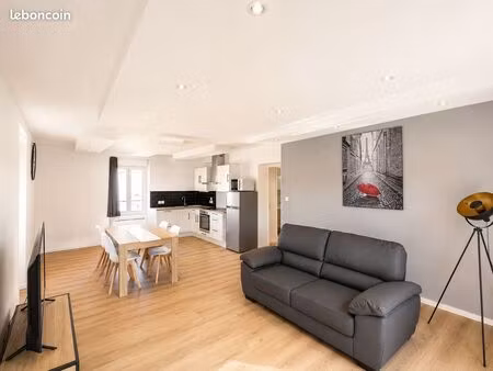 f2 meublé avec bureau et dressing – dans maison avec cour et grand jardin – proche gare