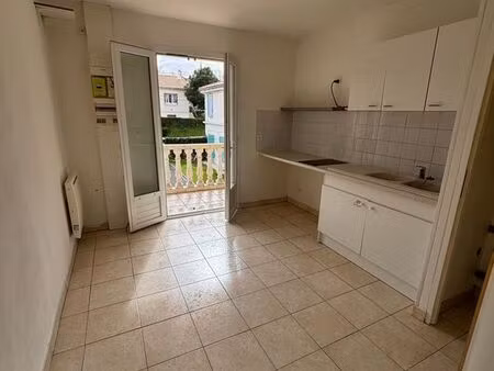 appartement de 27m2 avec place de stationnement