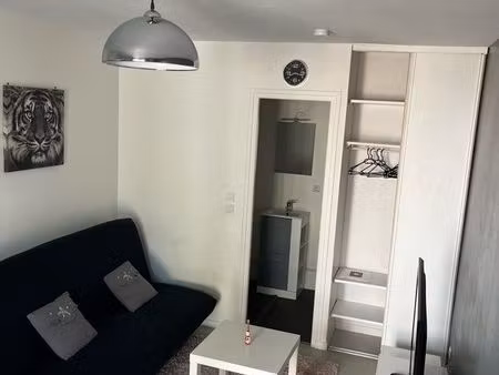 studio meublé