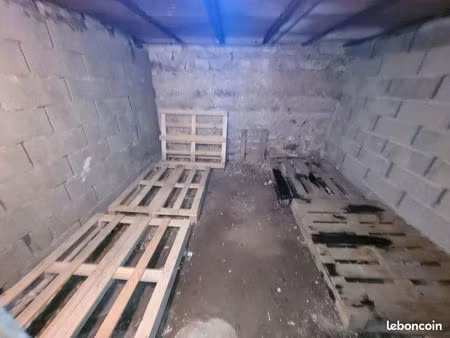 cave 11 m2 rue richard