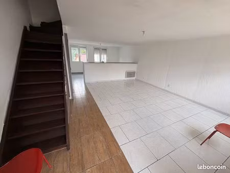 t3 duplex 80 m² avec jardin  terrasse et parking – sochaux