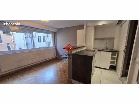 studio 1 pièce 20 m²