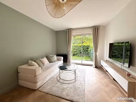 location t2 rénové - bords de l'erdre