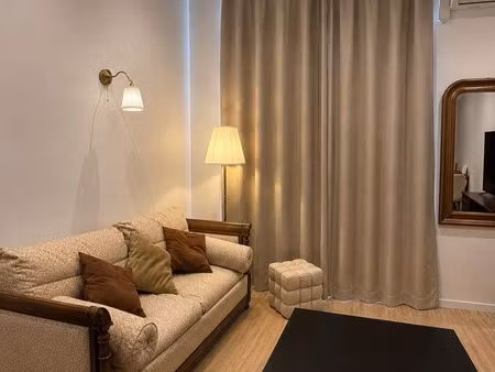 grand studio design 29m2 avec cour