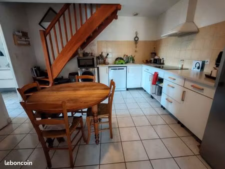 location appartement mitoyen t4 pouillon