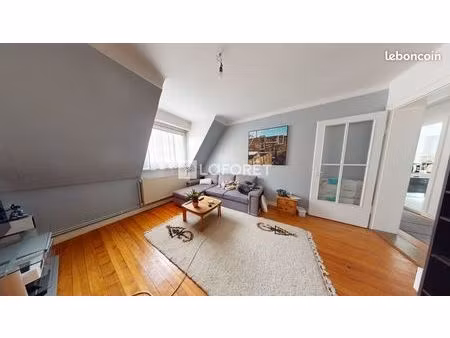 appartement 3 pièces 74 m²