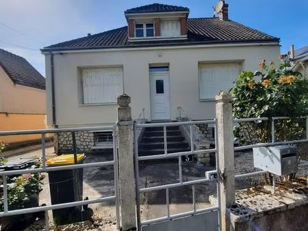 maison à louer à chatillon sur indre