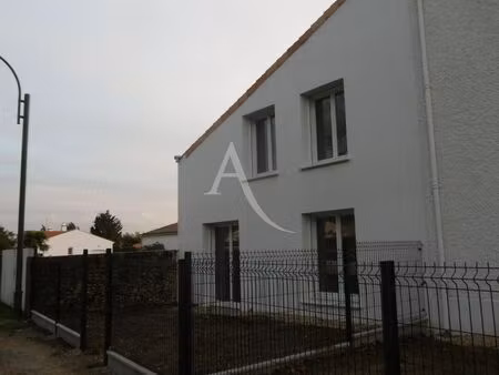 maison 3 pièces 74 m²