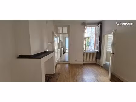 t1 bis – 31 4 m² st aubin péri  1er étage  très bon état