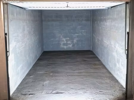 garage à louer