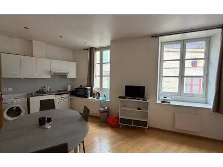 location appartement  m² t-1 à bar-le-duc  330 €