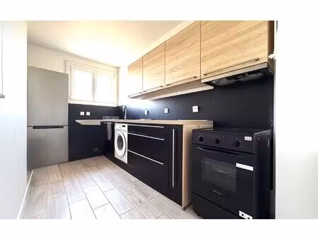 location appartement  m² t-4 à chelles  1 200 €