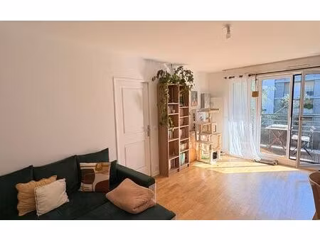 location appartement  46.99 m² t-2 à issy-les-moulineaux  1 285 €