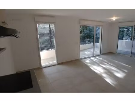 location appartement  60 m² t-3 à montpellier  938 €