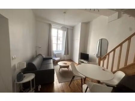 location appartement  23.26 m² t-1 à paris 4  1 260 €