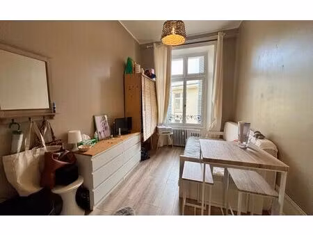 location appartement  11 m² t-1 à poitiers  400 €