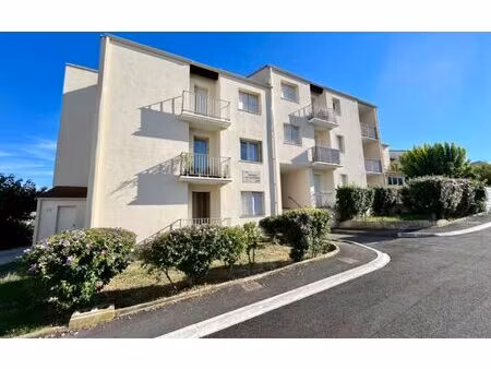 location appartement  m² t-2 à saint-gély-du-fesc  746 €