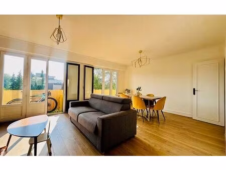 location appartement  74.01 m² t-3 à saint-maur-des-fossés  1 650 €
