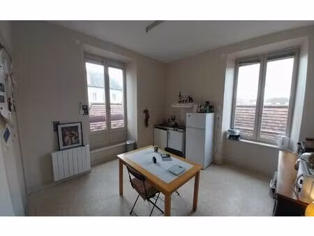 location appartement  45.66 m² t-1 à saint-yrieix-la-perche  370 €