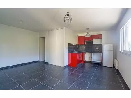 location appartement  60 m² t-3 à toulouse  755 €