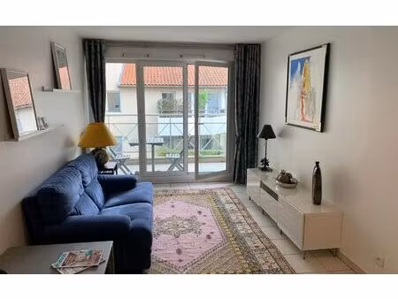 location appartement  69.57 m² t-3 à villeurbanne  1 198 €