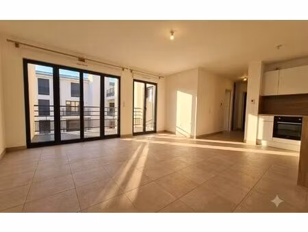 location appartement  m² t-2 à villiers-sur-marne  884 €