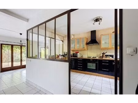 location maison  m² t-5 à craponne  1 581 €