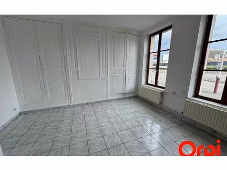 location maison  50.89 m² t-3 à laon  592 €