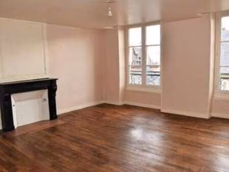 location appartement 2 pièces à rennes centre ville (35000) : à louer 2 pièces / 49m² renn