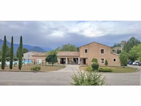 appartement t2 à montbrun les bains