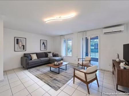 t3 65 m² au village de roquebrune sur argens