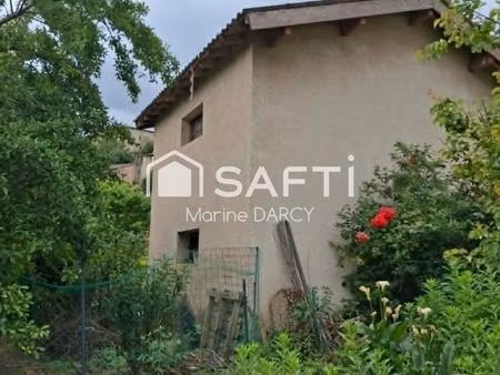 terrain constructible de 558 m² avec garage