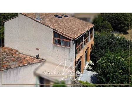 le val : maison de caractère de 396 m² sur un terrain de 120 m²  4 chambres  terrasse vitr
