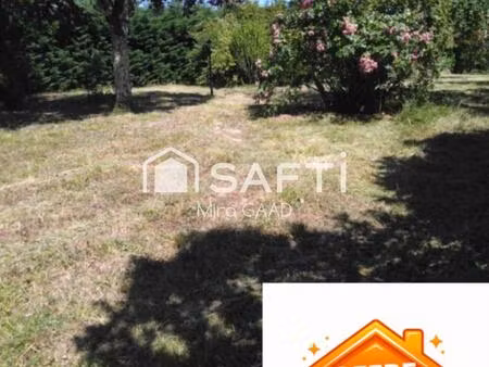terrain plat 603 m2
