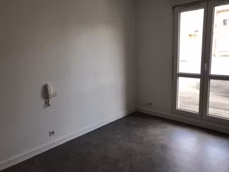 t2 buxerolles - mimosas - 38.47 m2