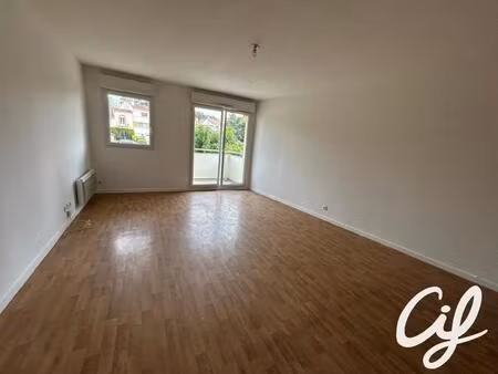 appartement t4 le bourg sous la roche - 89.25 m2 204 000 euros