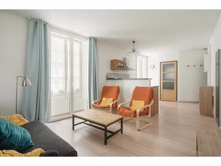 nantes centre secteur commerce t1 bis rénové de 34 m²