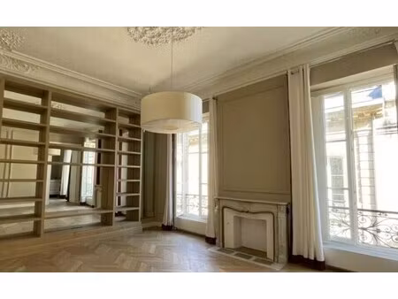 location bureaux 100 m²