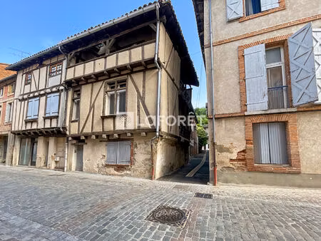 immmeuble avec 3 appartements - 103 m2 - moissac