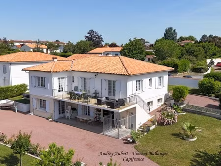 maison à vendre 7 pièces tonnay boutonne (17)