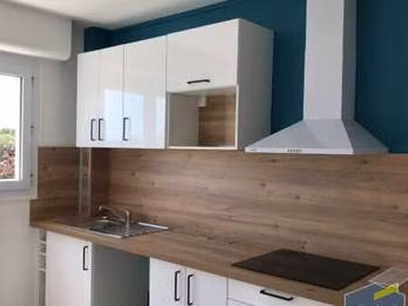 location appartement 2 pièces à caen (14000) : à louer 2 pièces / 46m² caen
